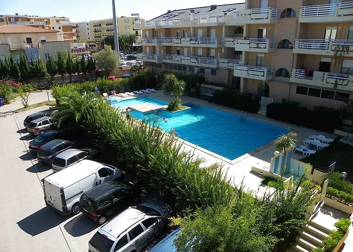Aparthotel Buganvillea 3*