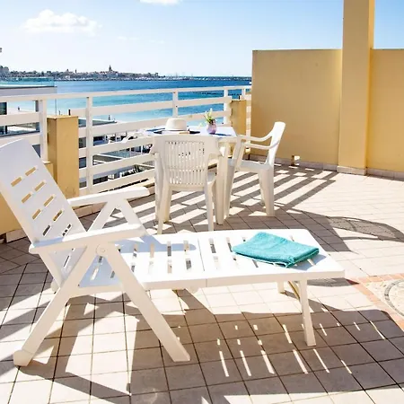 Buganvillea Apartmanhotel 3*