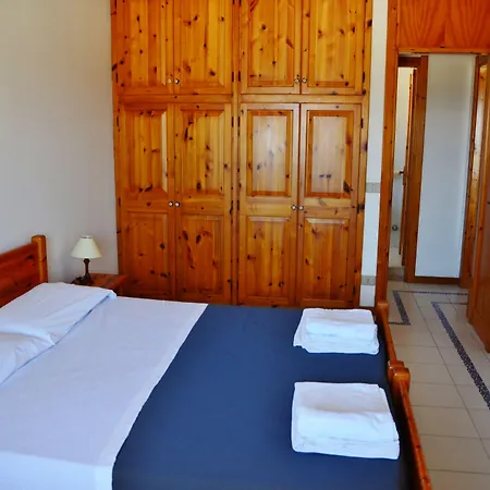 Apart Otel Buganvillea 3*