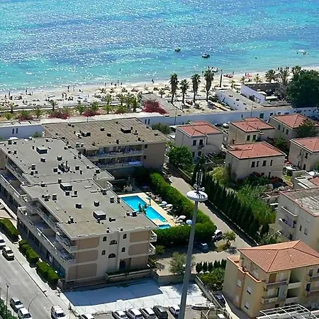 Buganvillea מלון דירות אלגהרו