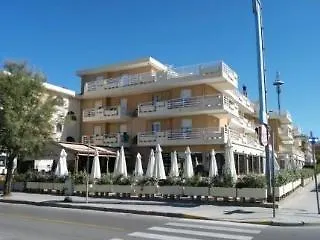 Ξενοδοχείο με διαμερίσματα Buganvillea